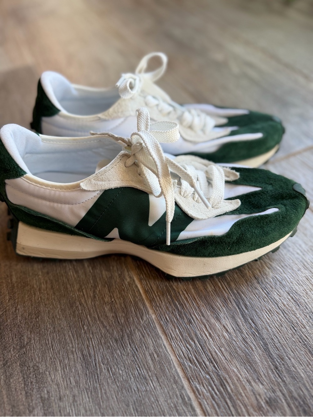 New Balance 327 - Picture 4 of 8